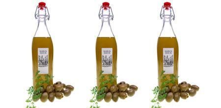 Olivenöl-Flaschen-Etiketten